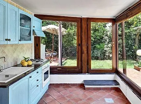 Claudia サンタニェッロ